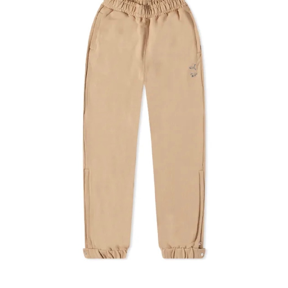 NWT maison kitsune x puma sweatpants medium